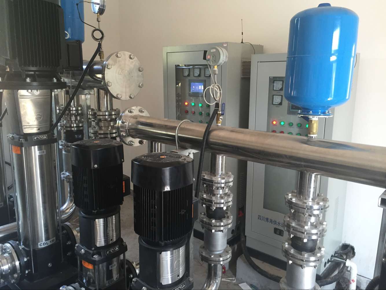 如何計算無塔供水設備的流量揚程?